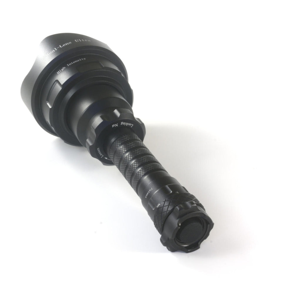 Wolf Eyes Seal Pro Ultra has lightweight aspheric head attached
